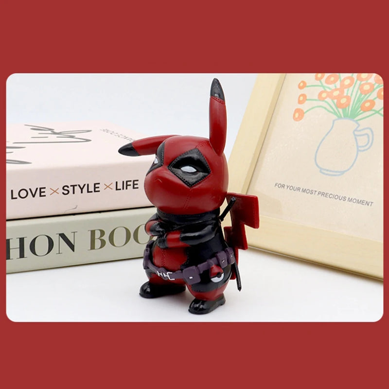 Boneco Pikachu Versão DeadPool